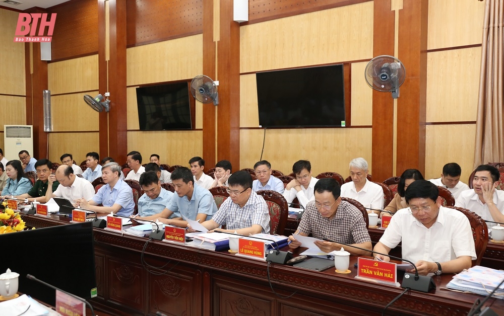 Thảo luận, quyết định các nhiệm vụ trọng tâm phát triển kinh tế - xã hội tháng 6/2025