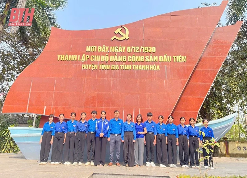 Bồi đắp niềm tự hào từ giáo dục link m88