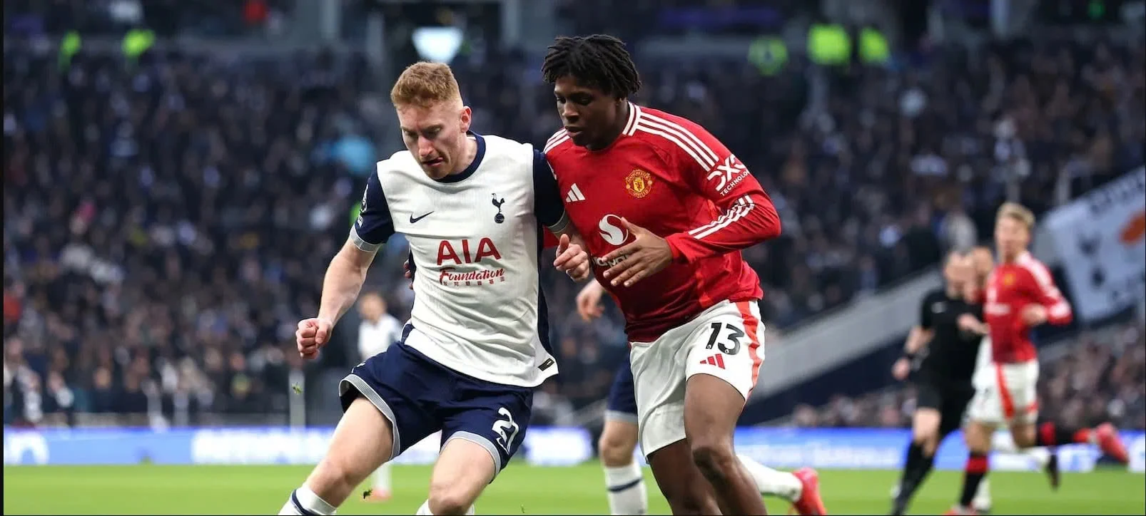 Hai huyền thoại m m88 Man United nghĩ gì về mùa giải vừa qua m m88 CLB cũ?