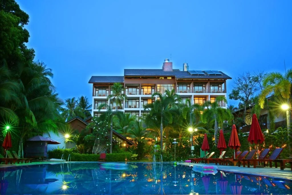 Tận hưởng kỳ nghỉ tại resort Phú Quốc có hồ bơi đẹp trên Traveloka