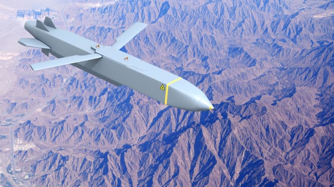 Các loại vũ khí tầm xa mà Ukraine có thể sử dụng chống lại Nga