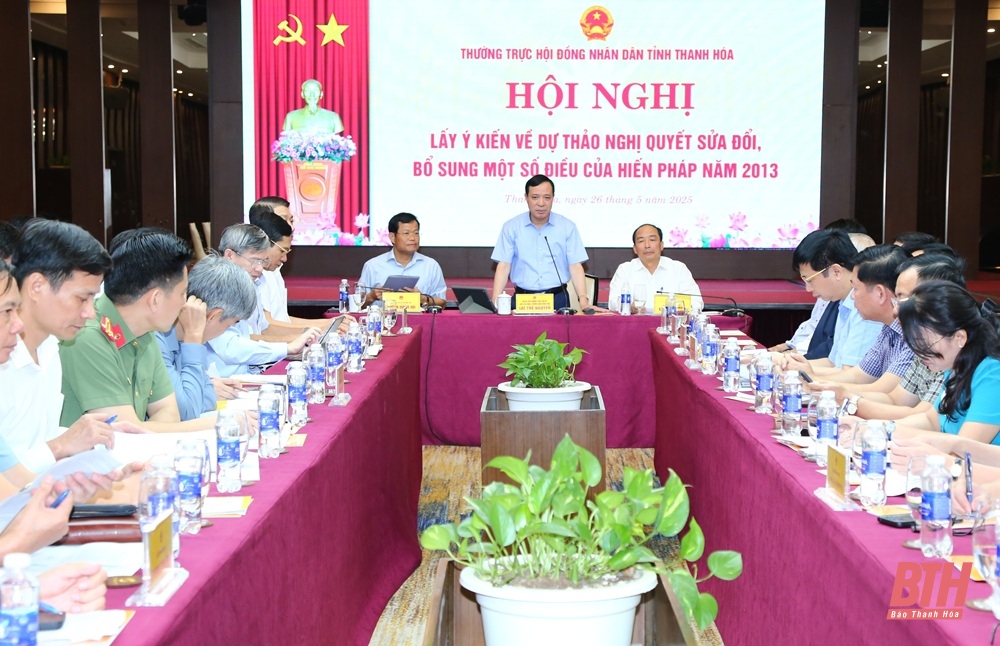 Lấy ý kiến về dự thảo Nghị quyết sửa đổi, bổ sung một số điều của Hiến pháp năm 2013