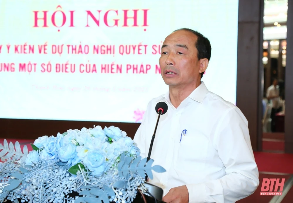 Lấy ý kiến về dự thảo Nghị quyết sửa đổi, bổ sung một số điều của Hiến pháp năm 2013