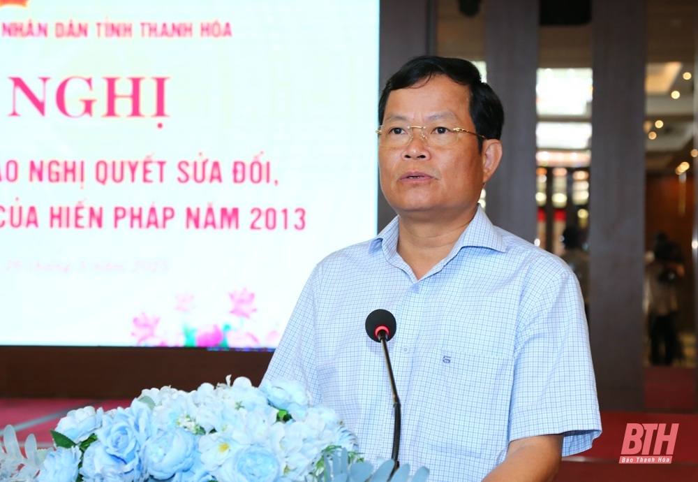 Lấy ý kiến về dự thảo Nghị quyết sửa đổi, bổ sung một số điều của Hiến pháp năm 2013