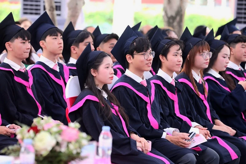 TH School Vinh: Lễ tốt nghiệp đầu tiên đánh dấu thành công mô hình giáo dục quốc tế tại Nghệ An