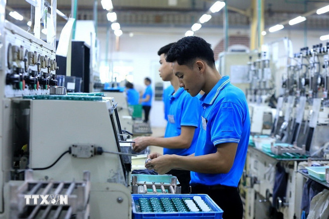 Giải pháp thực hiện Kế hoạch phát triển m m88 tế-xã hội với mục tiêu tăng trưởng 8% trở lên