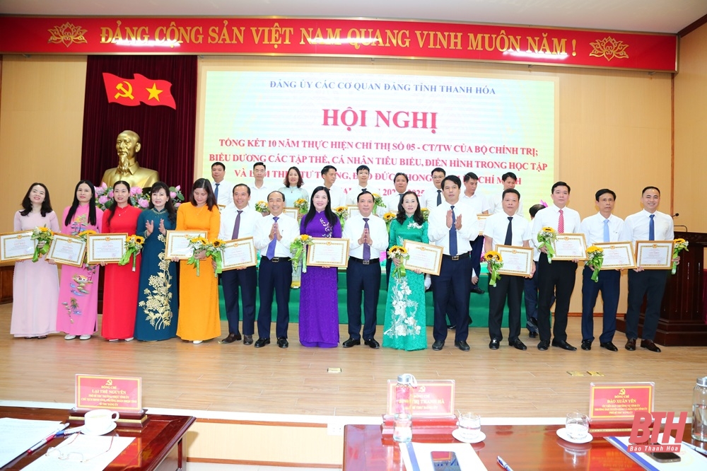 Gắn kết chặt chẽ việc học tập và làm theo tư tưởng, đạo đức, phong m88 link mới nhấth của Bác với m88 link mới nhất phong trào thi đua yêu nước trên tất cả m88 link mới nhất ngành, lĩnh vực