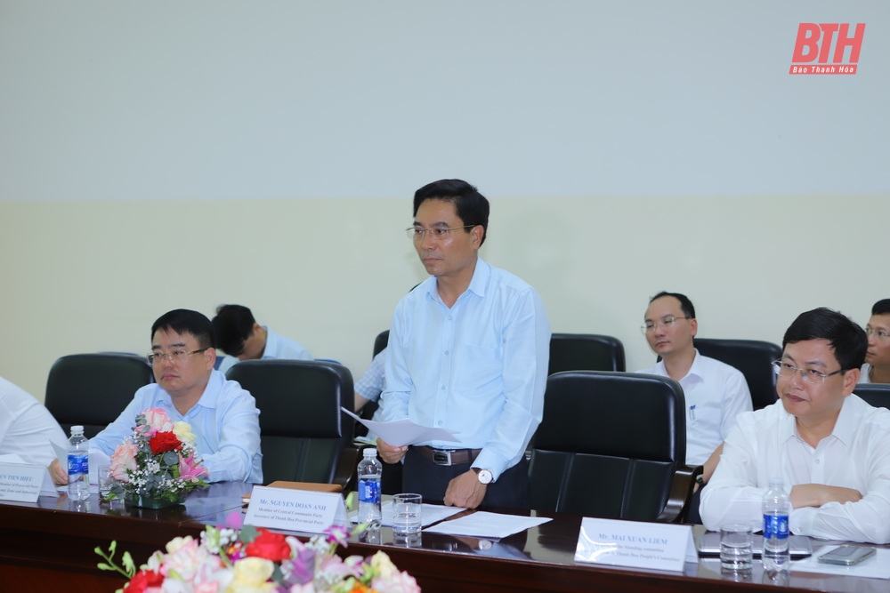 Bí thư Tỉnh ủy Nguyễn Doãn Anh kiểm tra tình hình sản xuất tại Nhà máy Cơ khí công nghệ cao m88 cá cược thể thao trực tuyến và Công ty Xi măng m88 cá cược thể thao trực tuyến