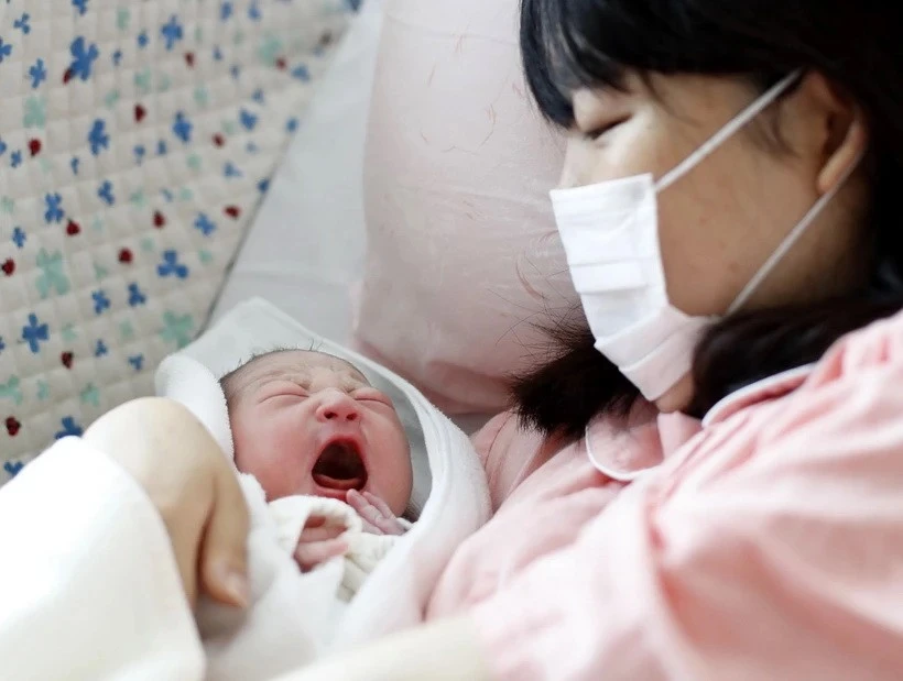 Tỷ suất sinh thấp: Bài toán nan giải của các nền kinh tế châu Á