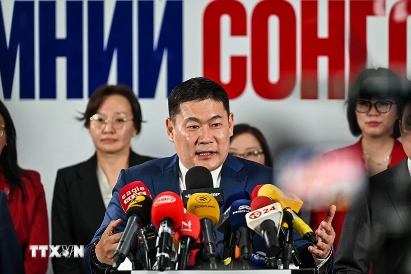 Thủ tướng Mông Cổ từ chức sau thất bại trong cuộc bỏ kèo nhà cái m88 tín nhiệm