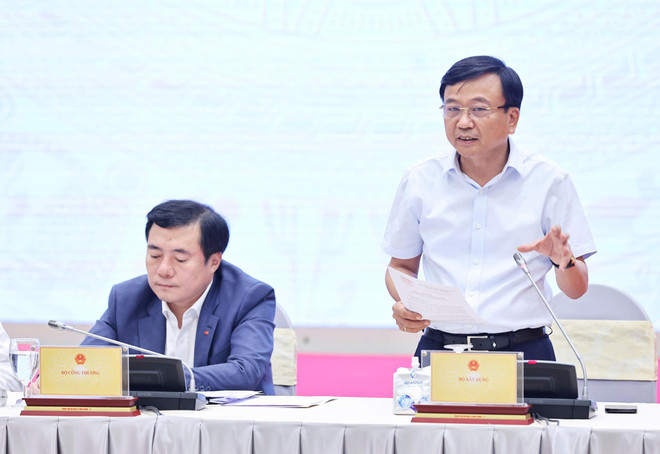Họp báo Chính phủ: Bộ Xây dựng nói gì về việc bỏ giấy phép xây dựng?
