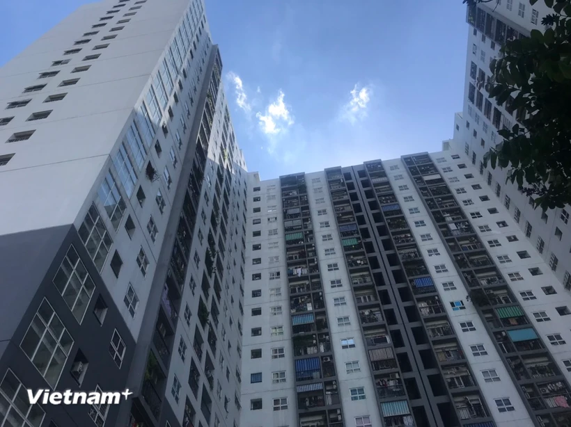 Quy định mới hỗ trợ nhà ở xã hội cho công chức xa chỗ làm