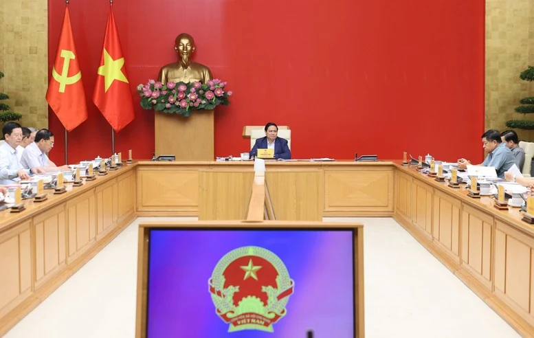 Thủ tướng: Tiết kiệm 10% chi thường xuyên năm 2025, dành thêm nguồn lực cho những dự án lớn