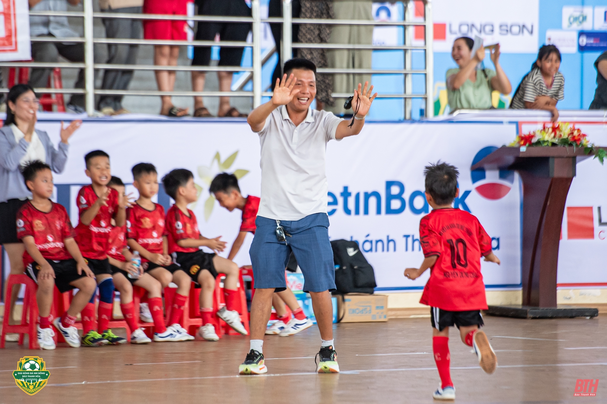 Giải Bóng đá Nhi đồng Báo Thanh Hoá lần thứ IV: Xác định 3 đội bóng đầu tiên giành vé vào tứ kết U8