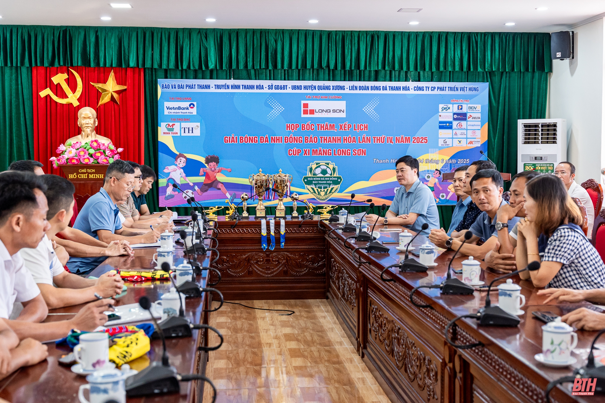 Giải bóng đá Nhi đồng Báo Thanh Hóa 2025 hứa hẹn hấp dẫn ngay từ vòng bảng
