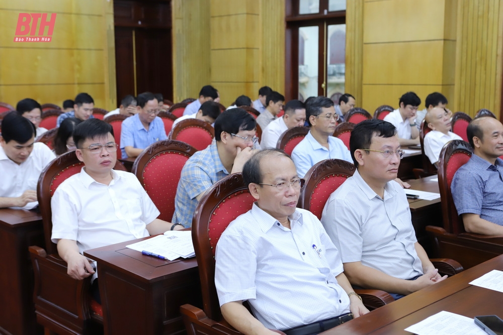 Tập huấn chuyên môn, nghiệp vụ công tác tổ chức xây dựng Đảng, quản lý nhà nước, tổ chức và hoạt động của MTTQ, các đoàn thể vao m88 trị ở cấp xã (mới)