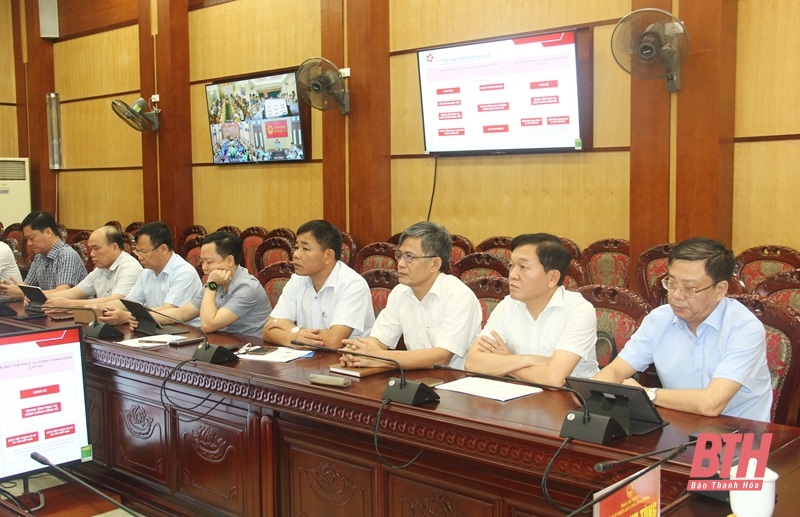 Triển khai nhiệm vụ cải cách thủ tục hành chính phục vụ chính quyền địa phương hai cấp