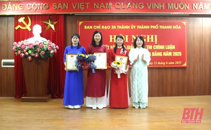 TP Thanh Hóa trao giải Cuộc thi Chính luận bảo vệ nền tảng tư tưởng của Đảng
