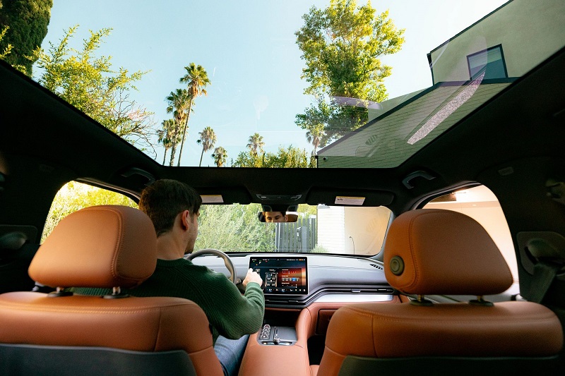 VinFast VF 9 - SUV hạng sang tăng sức hút nhờ loạt ưu đãi nặng ký