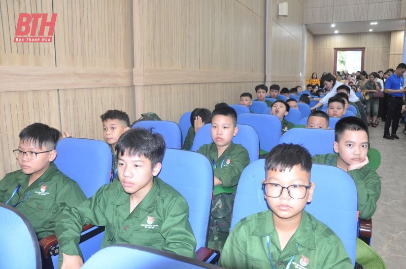 325 chiến sỹ nhí xuất quân “Học kỳ trong Quân đội” năm 2025