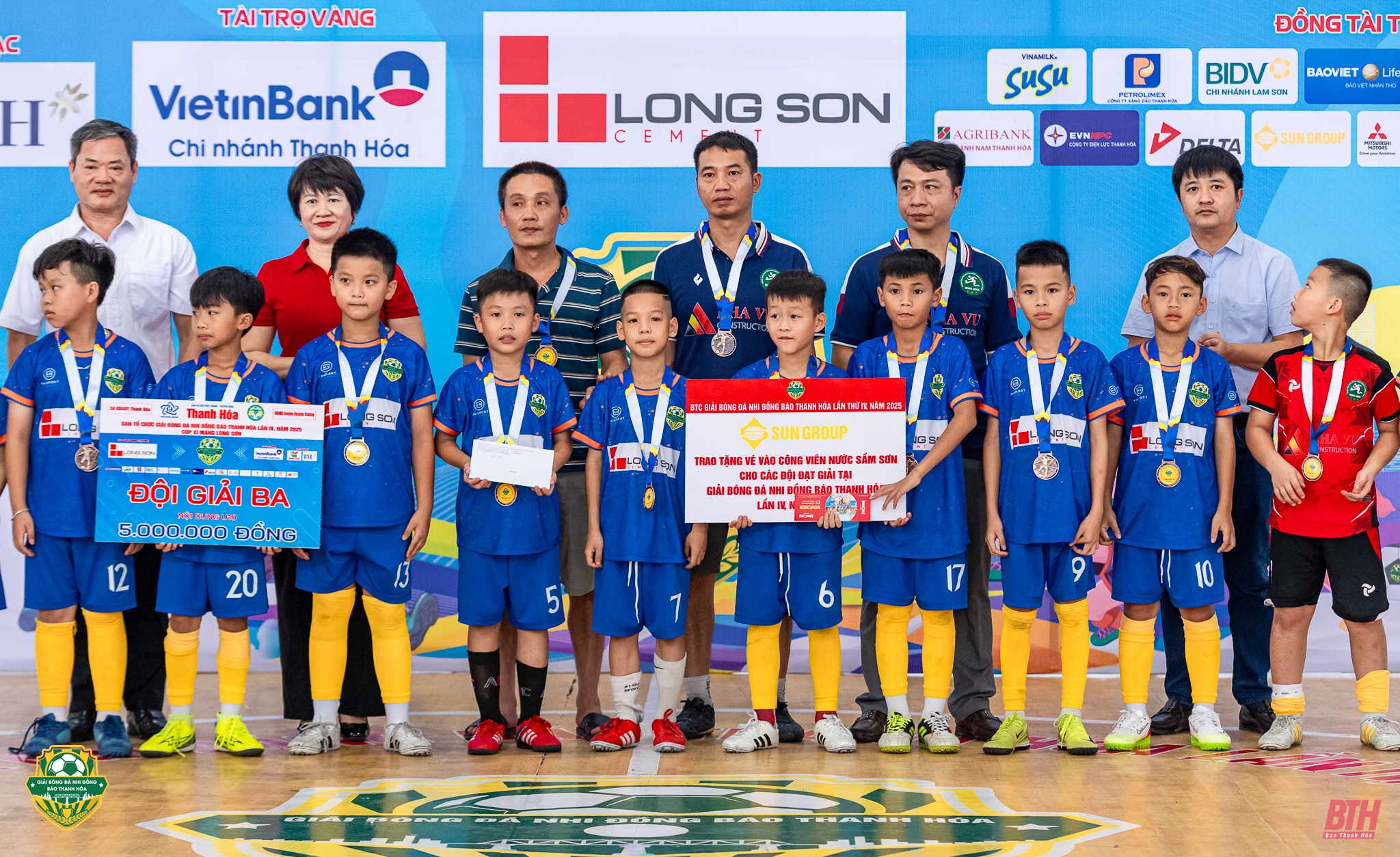 Những gương mặt xuất sắc được vinh danh tại giải Bóng đá Nhi đồng Báo link vào m88 mới nhất Hoá lần thứ IV năm 2025 - Cúp Xi măng Long Sơn