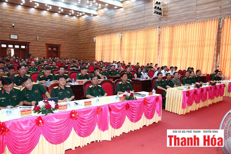 Bộ Tư lệnh Quân khu 4 gặp mặt các cơ quan báo chí