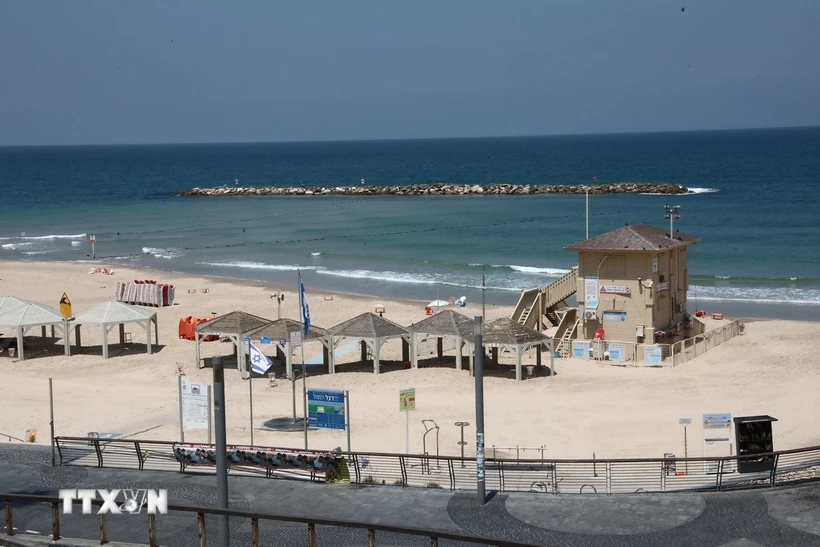 Israel nỗ lực hỗ trợ 40.000 du khách nước ngoài mắc kẹt do không phận đóng cửa