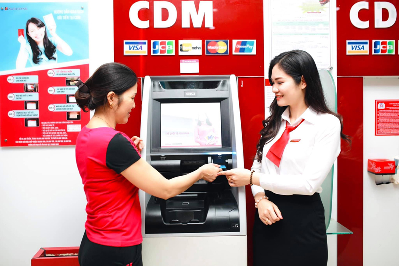 Hiện thực hóa các mục tiêu chuyển đổi số, hướng tới xã hội số, kinh tế số
