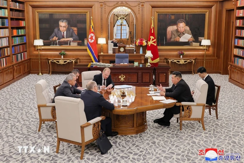 KCNA: Triều Tiên và Nga thảo luận các vấn đề quan trọng