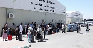 Nhiều nước rút nhân viên ngoại giao khỏi Iran, Nga nêu quan điểm về vai trò trung gian hòa giải