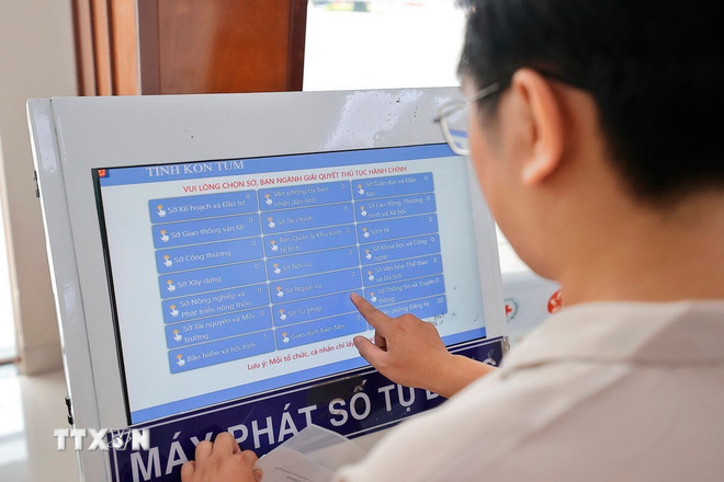 Thực hiện thủ tục hành chính thông suốt khi triển khai chính quyền địa phương 2 cấp