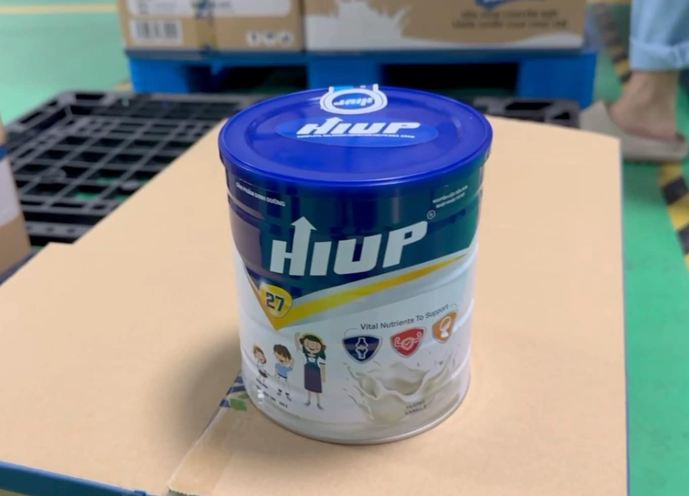 Khởi tố chủ tịch Công ty Z Holding sản xuất sữa bột Hiup giả