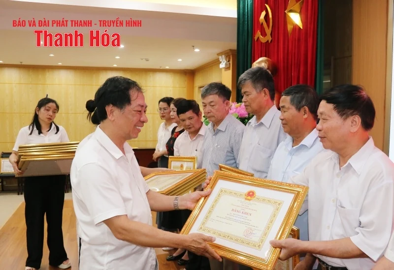 Đẩy mạnh phong trào thi đua yêu nước “Tuổi m88 cá cược thể thao trực tuyến - Gương sáng”