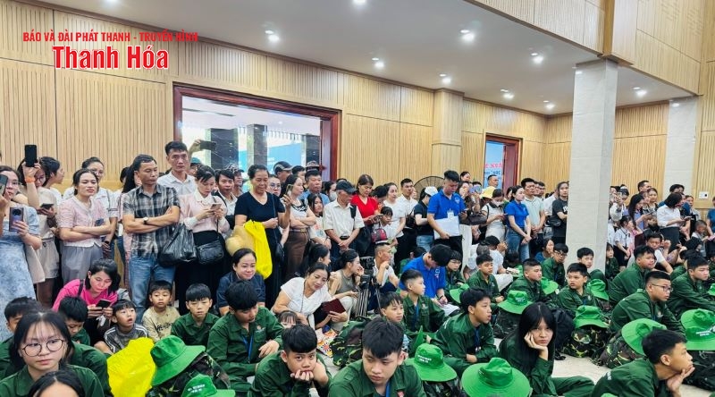 Hơn 200 chiến sỹ nhí tham gia chương trình “Học kỳ trong quân đội năm 2025”