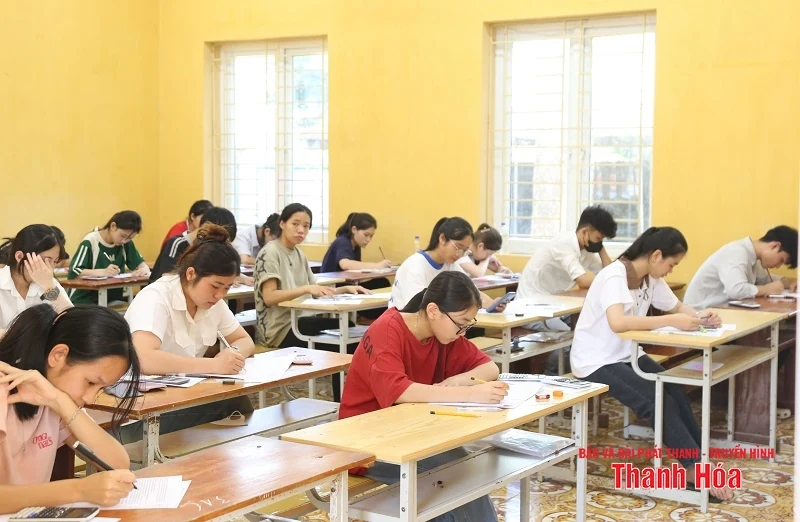 Ngày thi thứ nhất Kỳ kèo nhà cái m88 năm 2025 diễn ra nghiêm túc