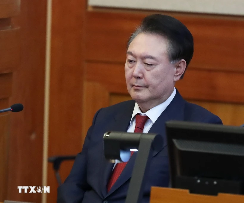Cựu Tổng thống Hàn Quốc Yoon Suk Yeol cáo buộc lệnh bắt giữ ông vi phạm pháp lý
