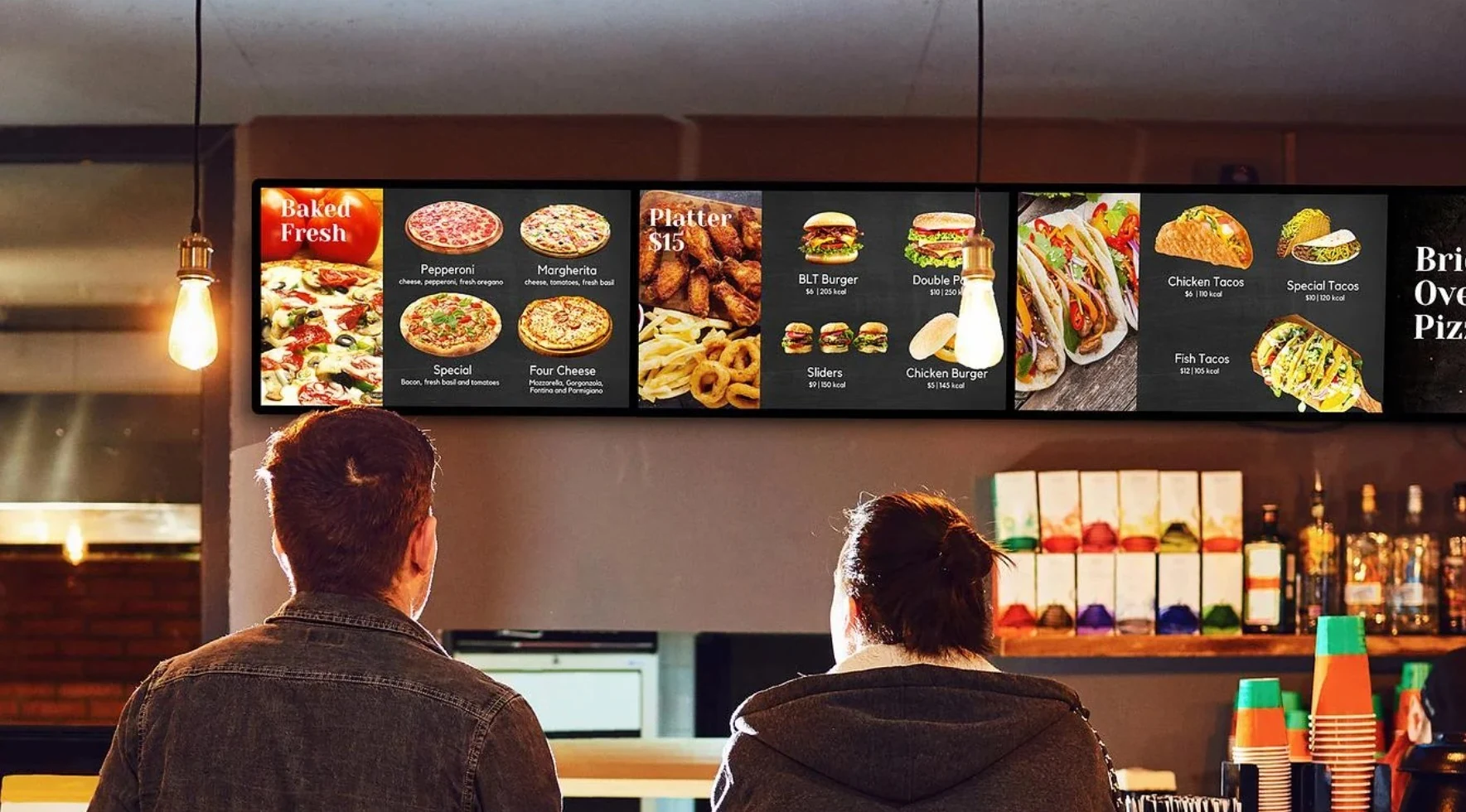 Tại sao màn hình quảng cáo LCD vẫn là giải pháp tối ưu trong các tình huống xem ở cự ly gần?