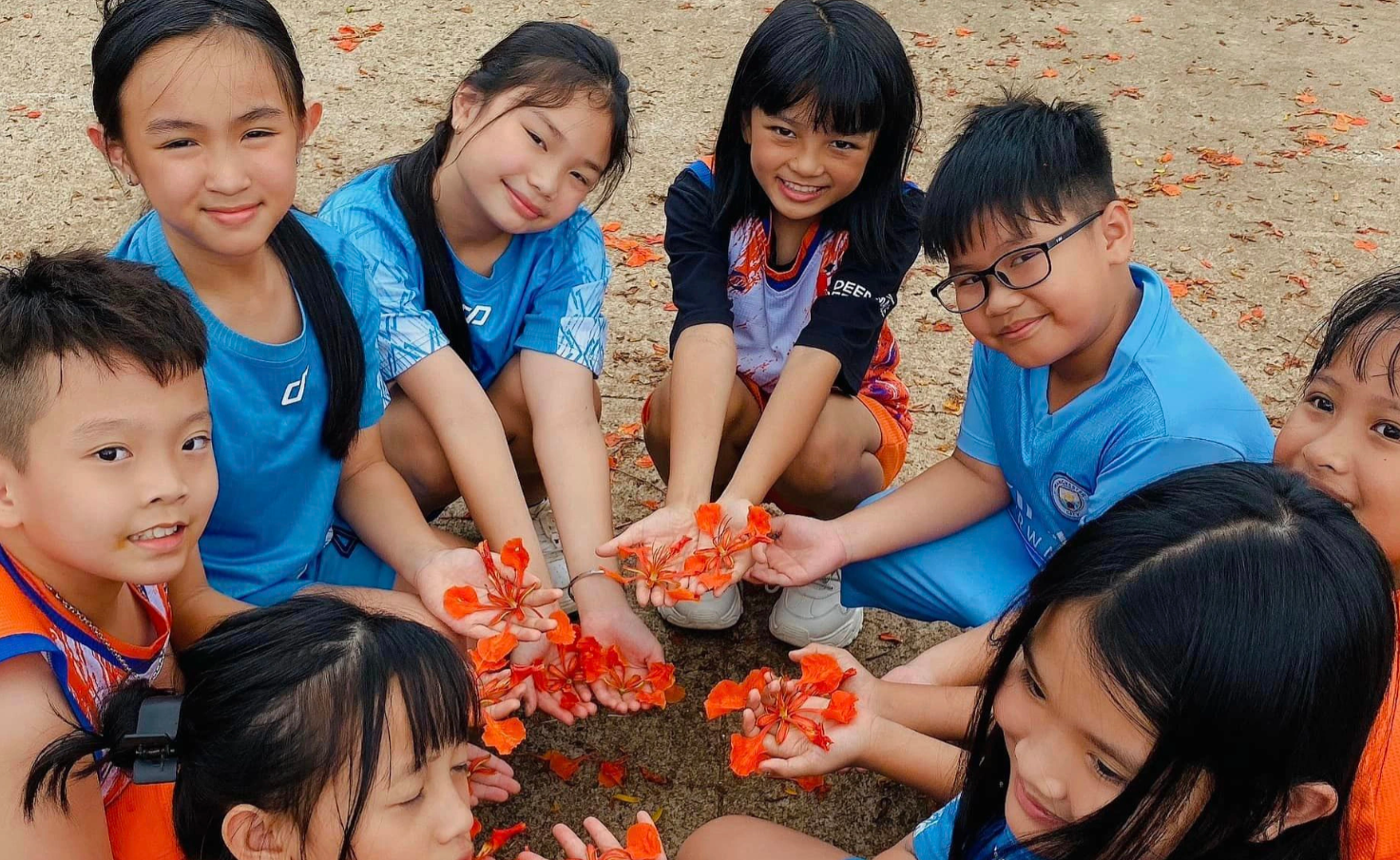 [Emagazin]: Những ngày hè trôi