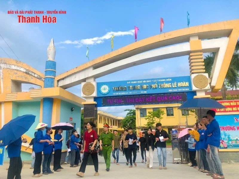 Hơn 6.500 m88 cá cược thể thao trực tuyến tình nguyện ra quân tiếp sức mùa thi
