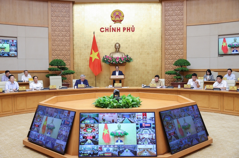 Thủ tướng yêu cầu kiên định mục tiêu, thực hiện “3 tăng tốc”