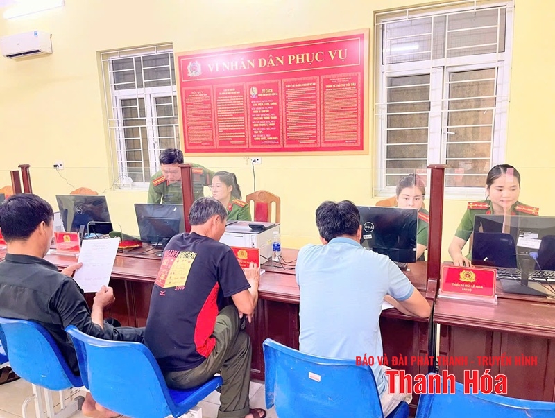 Đồng hành cùng người dân trong những ngày đầu triển khai dang nhap m88 phương 2 cấp