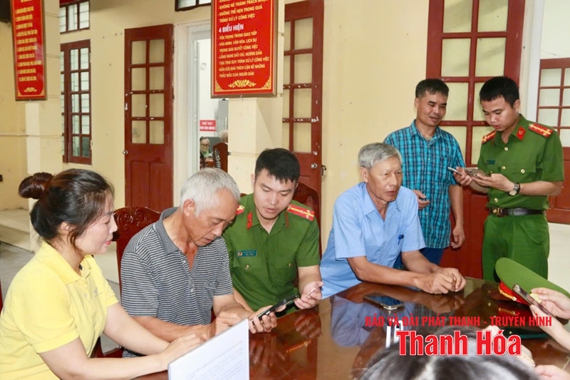 Đồng hành cùng người dân trong những ngày đầu triển khai dang nhap m88 phương 2 cấp