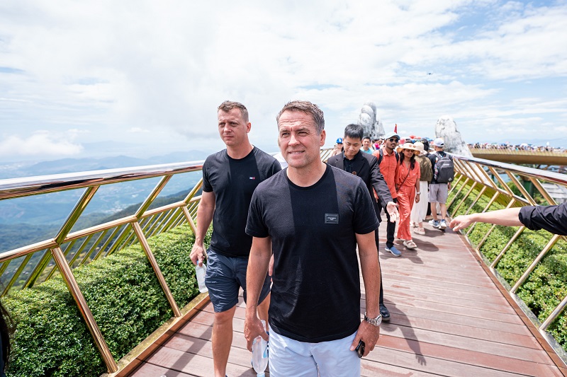 Ba huyền thoại bóng đá Michael Owen, Ryan Giggs, Paul Scholes trải nghiệm Ba Na Hills