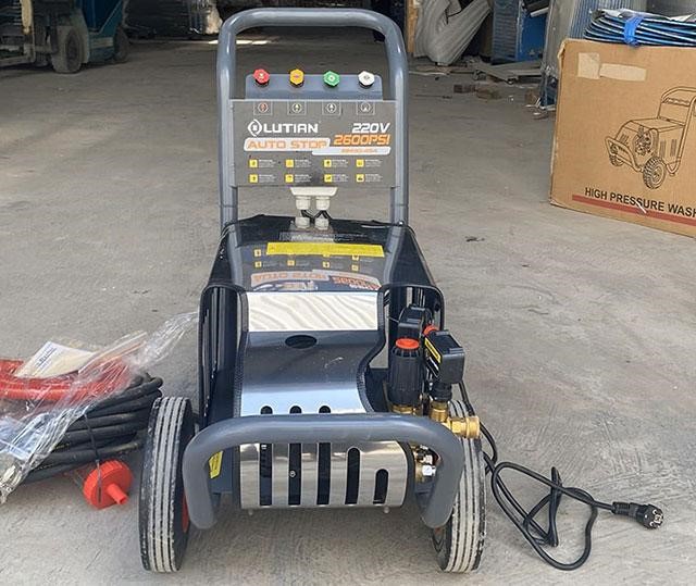 Máy rửa xe Lutian 2600PSI: Hiệu suất cao, Tiết kiệm thời gian