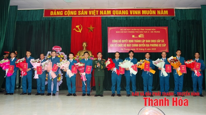 Ban Chỉ huy Phòng thủ khu vực 2 - Hà Trung công bố thành lập Ban CHQS xã