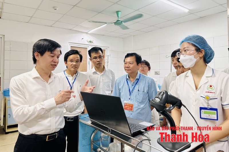 Tiến sĩ Lê Văn Cường phụ trách Sở Y tế m m88