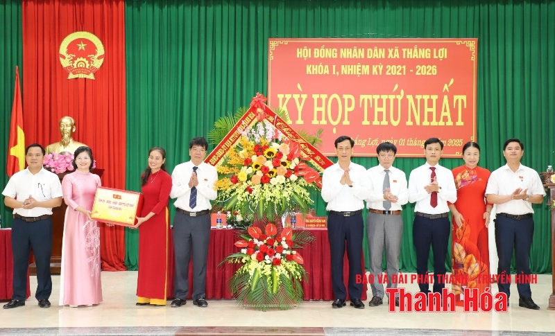 Ngày đầu chính quyền địa phương 2 cấp vận hành chính thức