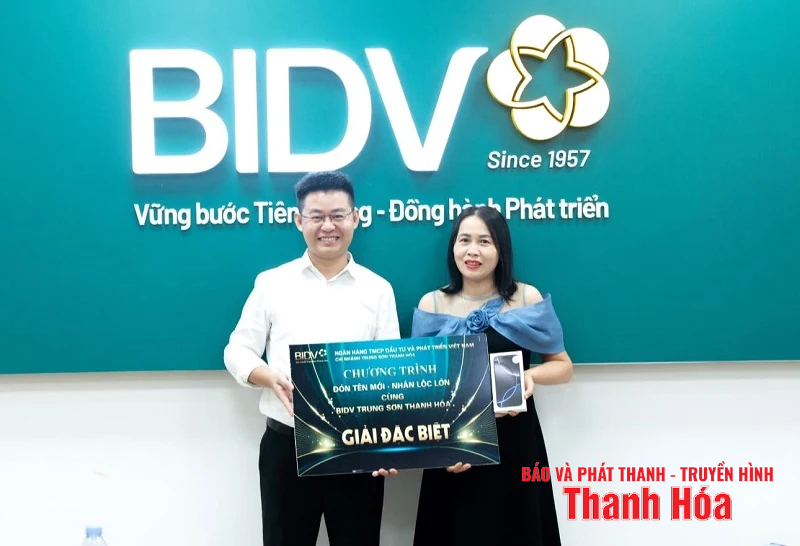 Quay số trúng thưởng đợt 2 chương trình khuyến mãi “Đón tên mới - Nhận lộc lớn” cùng BIDV Trung Sơn Thanh Hóa