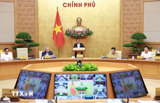 Nghị quyết phiên họp Chính phủ tháng 6 và Hội nghị trực tuyến Chính phủ với địa phương