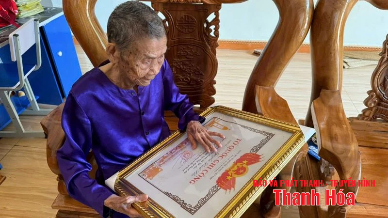 Ký ức của Mẹ (Bài 1): Mẹ mừng và yên tâm hơn khi biết được nơi các con nằm
